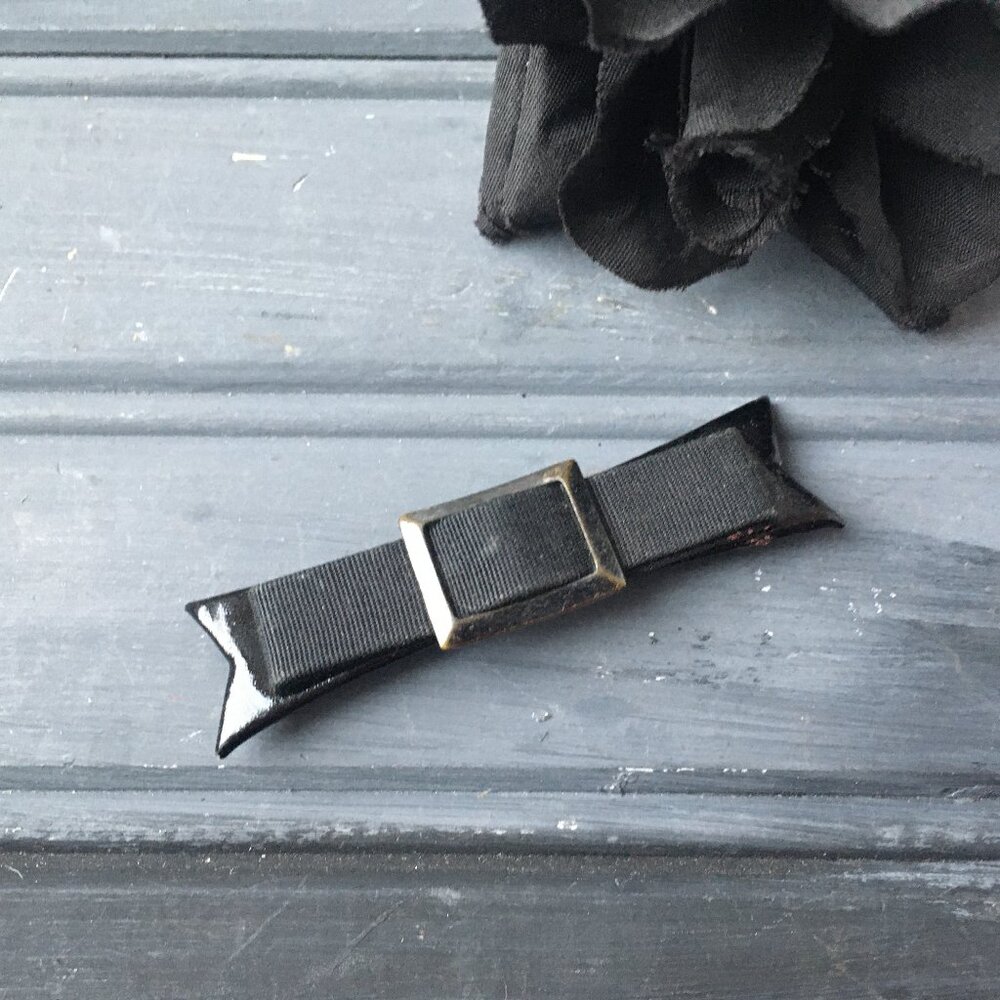 Small Black Leather Tie